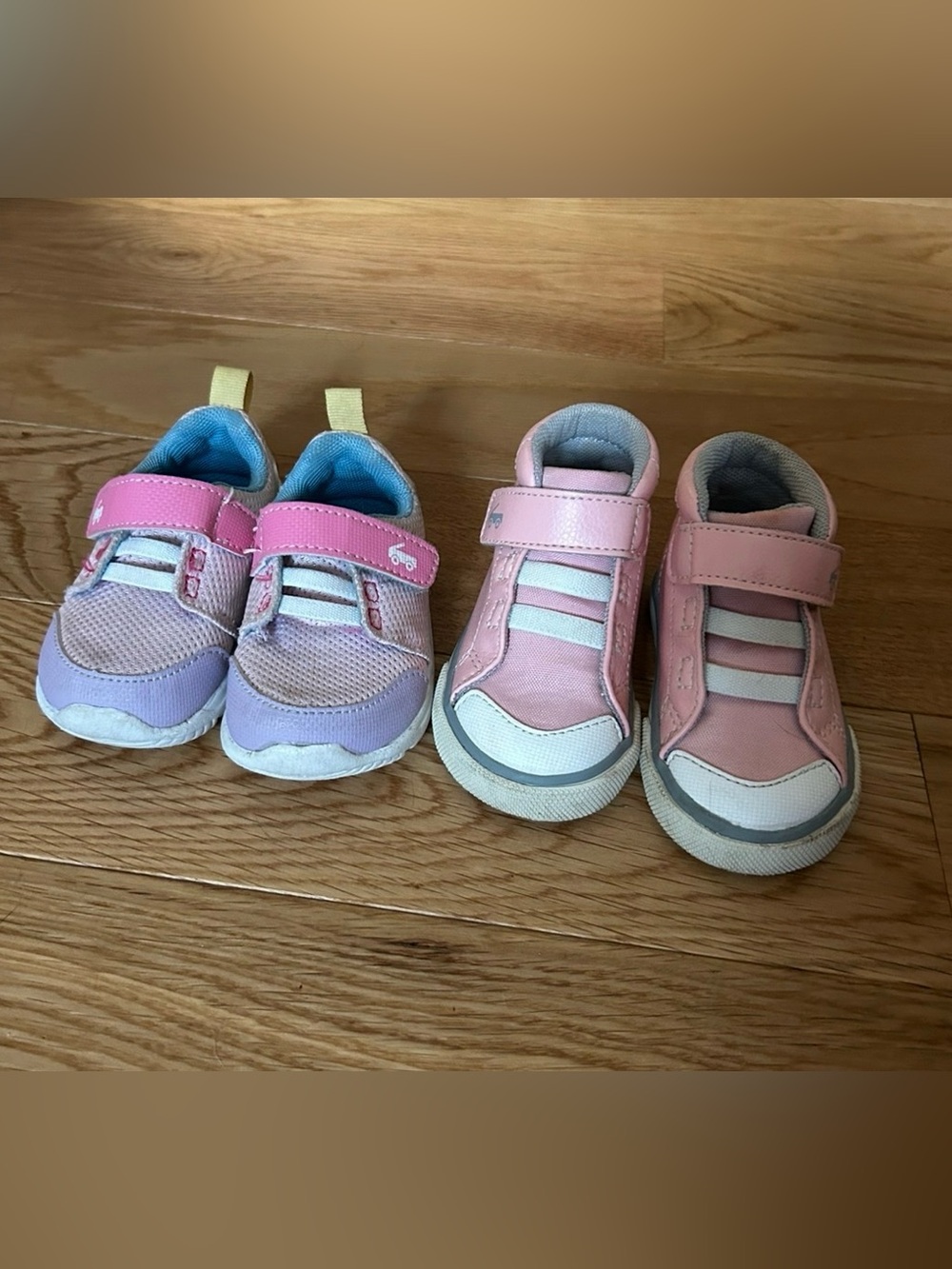 See Kai Run Size 4 - 2 pairs